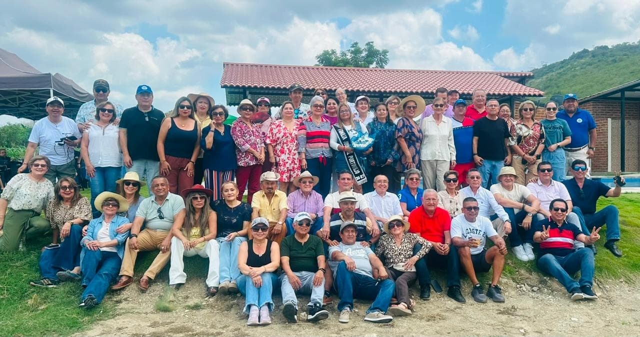 Encuentro de la comunidad al aire libre